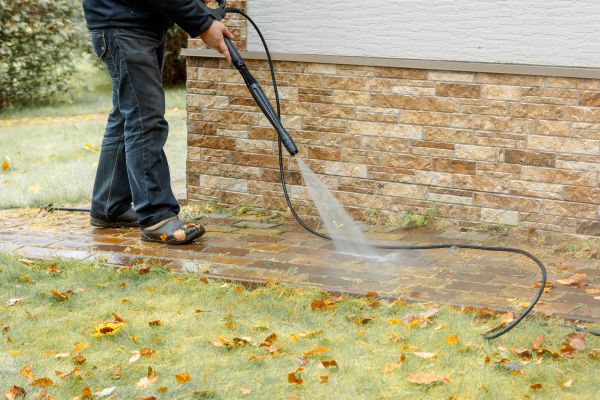 Cost of Residential Powerwashing in Kernersville